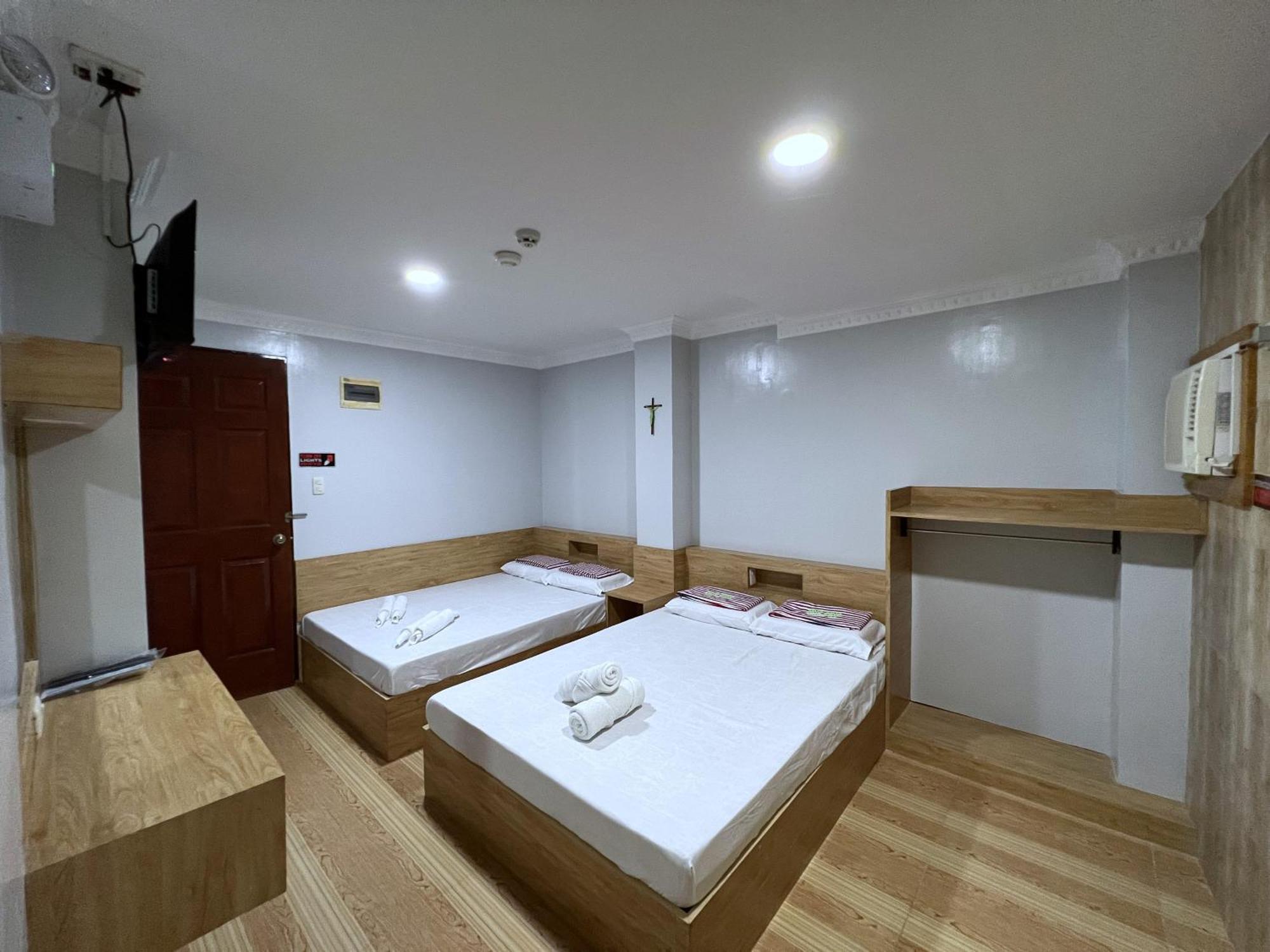 Ging-Ging Tourist Inn Badian Luaran gambar