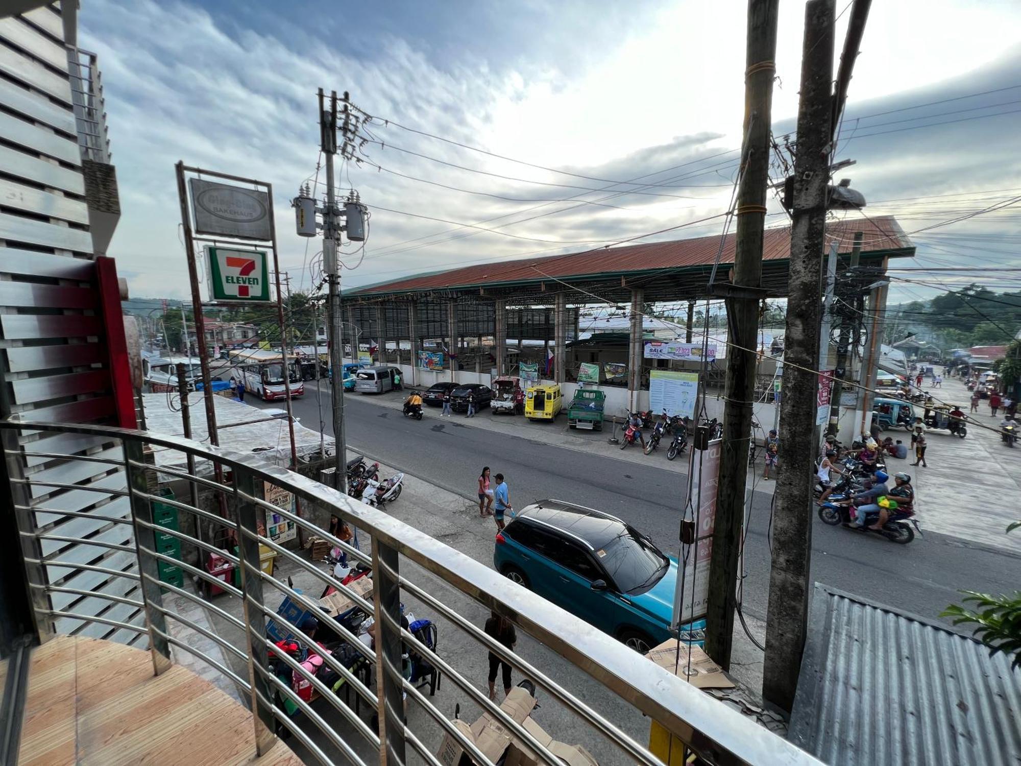 Ging-Ging Tourist Inn Badian Luaran gambar